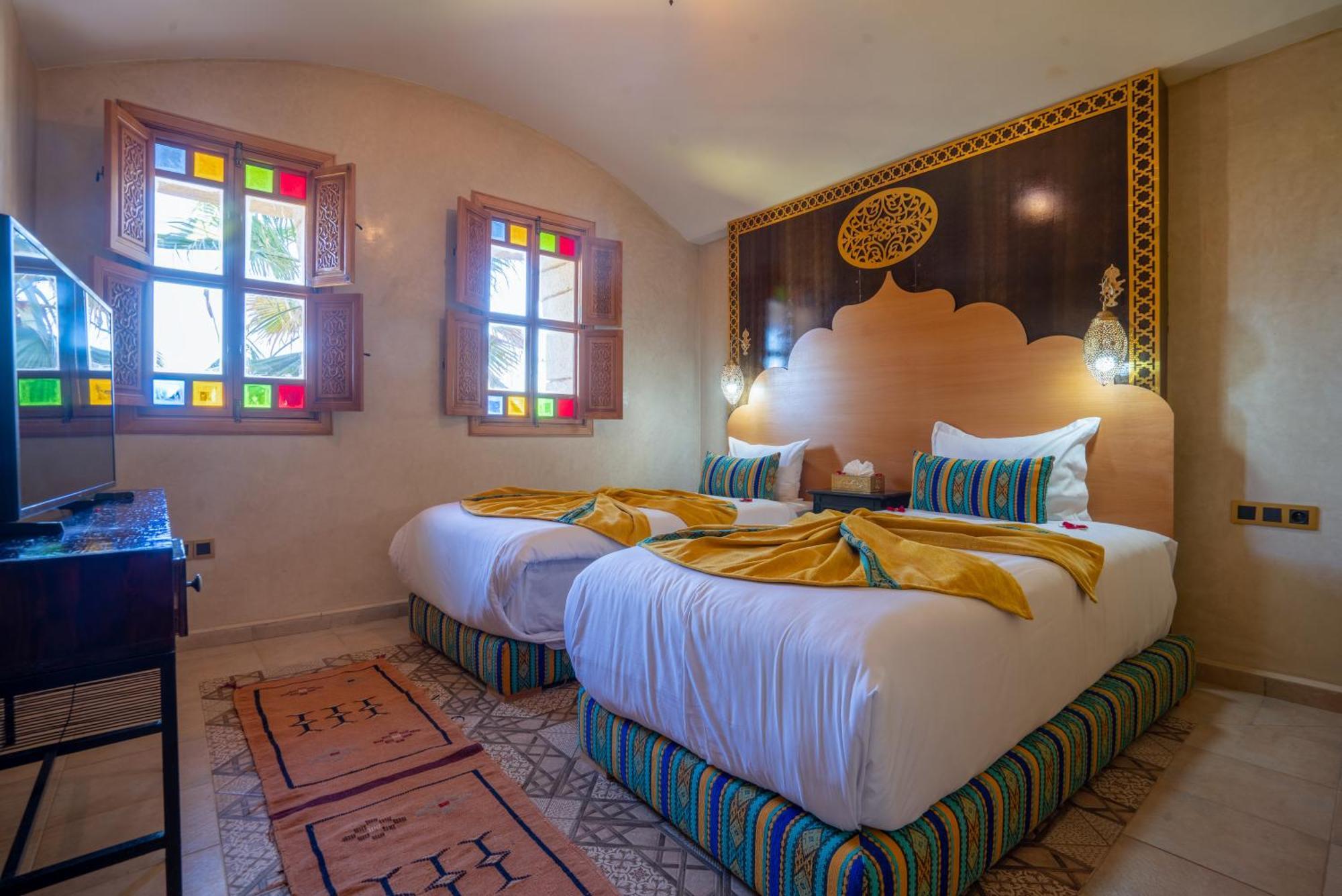 Atlas Castle Marrakech Hotel Aghmat Bagian luar foto