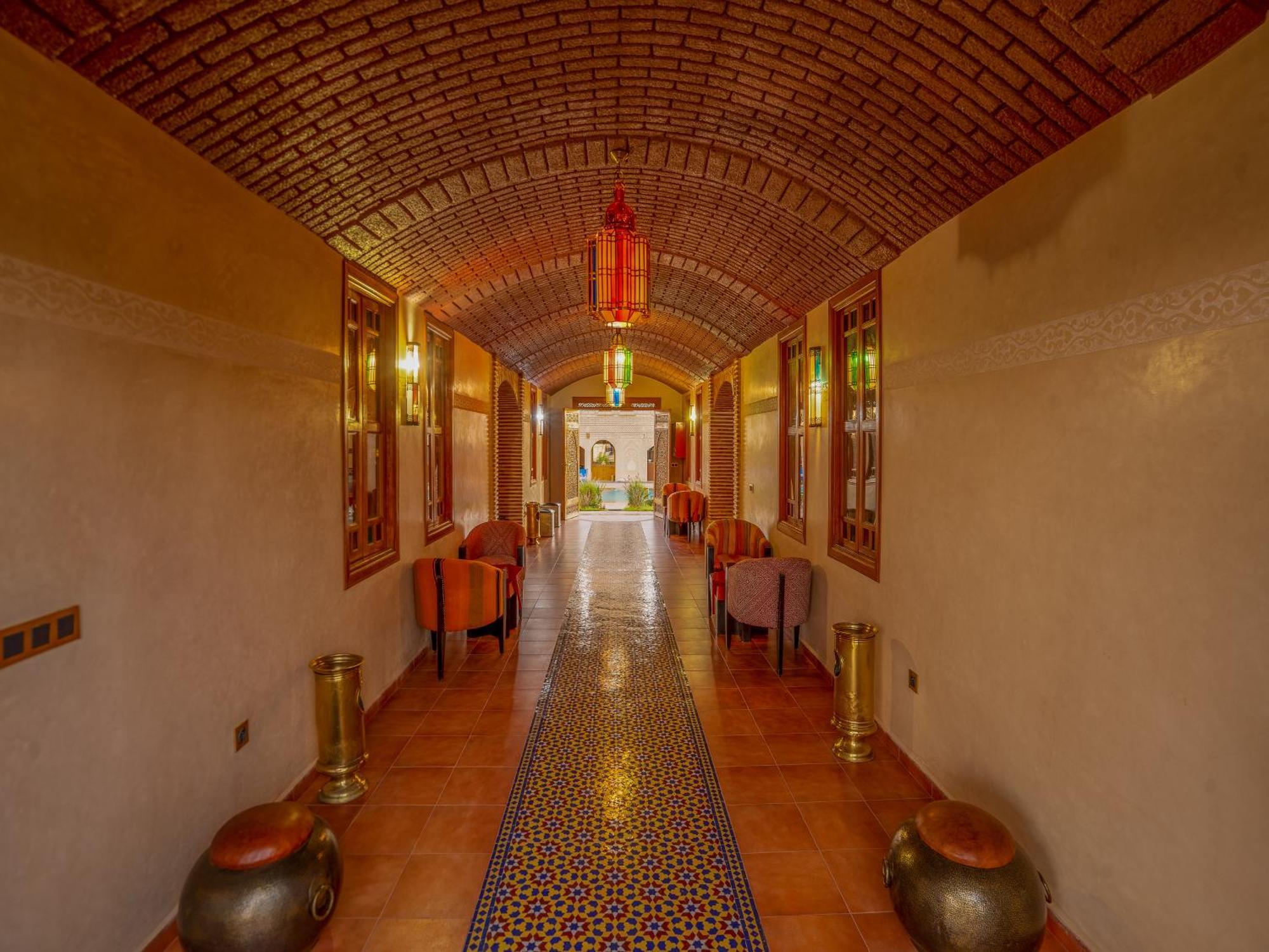 Atlas Castle Marrakech Hotel Aghmat Bagian luar foto